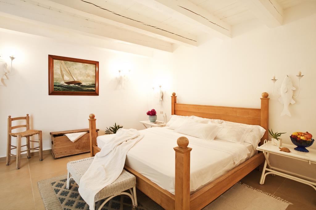 Villa Dei Tramonti Porto Rotondo Quarto foto