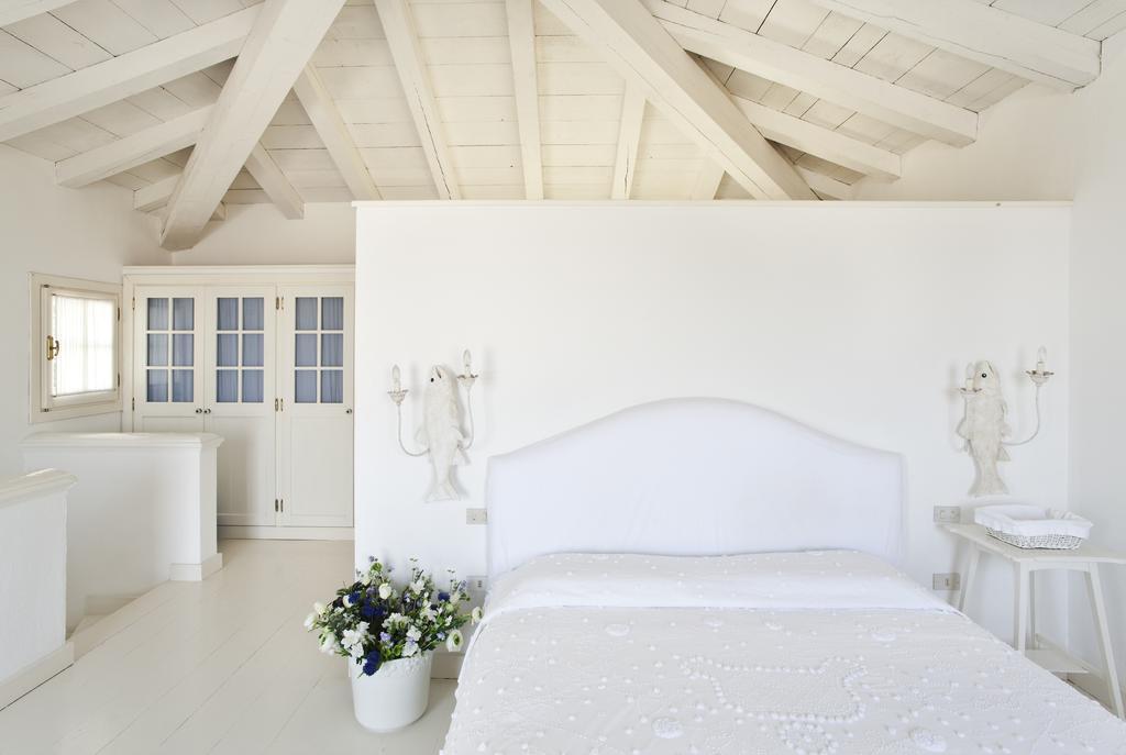 Villa Dei Tramonti Porto Rotondo Quarto foto
